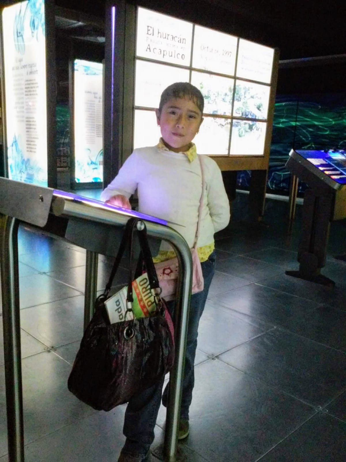 Abril en museo